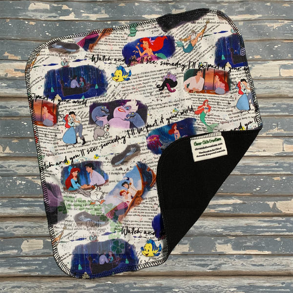 Ariel Storybook 2-Layer Trifold Cloth Soaker
